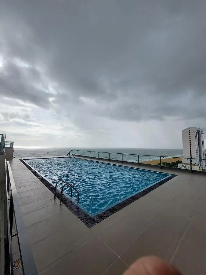 Ocean Breeze Residence Negombo