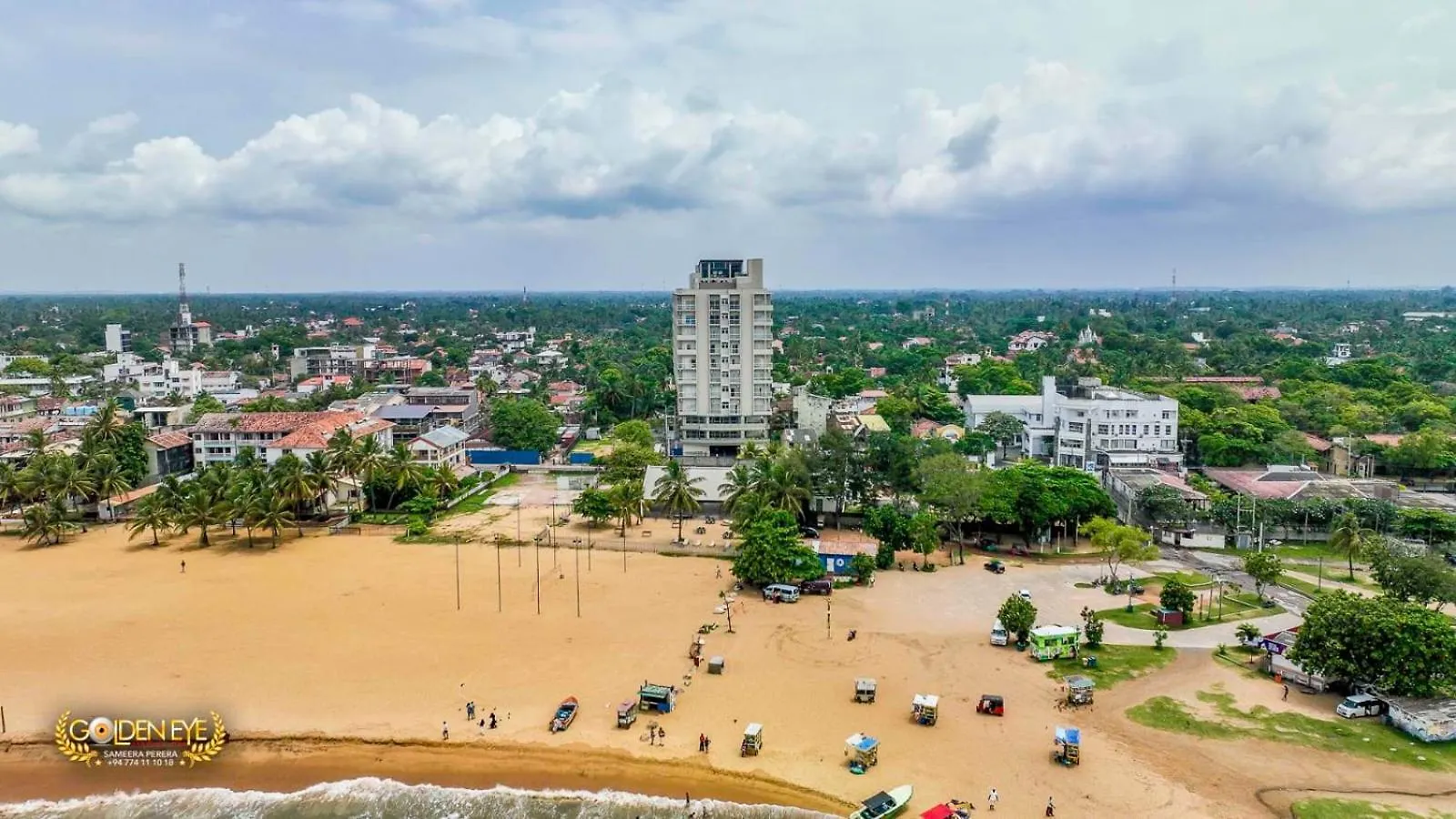 Ocean Breeze Residence Negombo