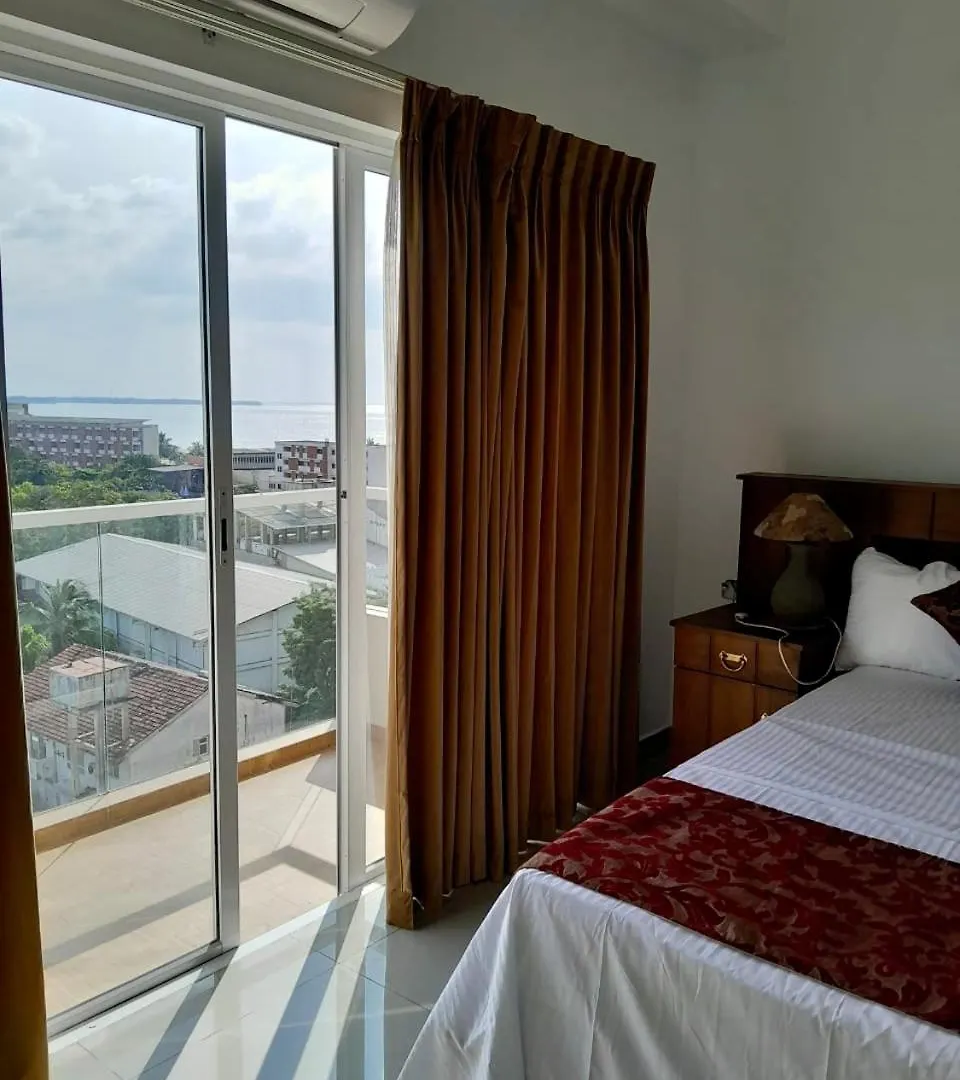 Apartment Ocean Breeze Residence Negombo